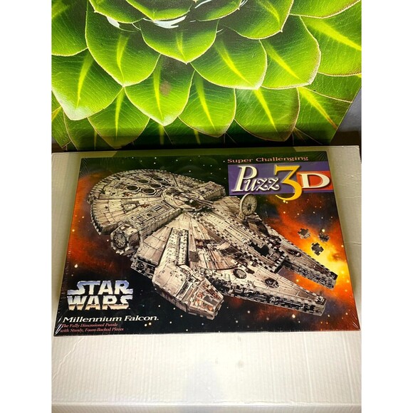 vintage 1995 Star Wars Millennium Falcon Puzzle 3D 857 pieces (SEALED) - Picture 3 of 4
